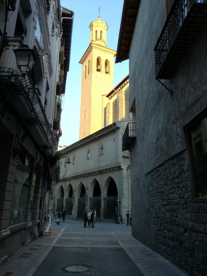 Calle Ansoleaga A 100 Mts Del Ayuntamiento Памплона Экстерьер фото